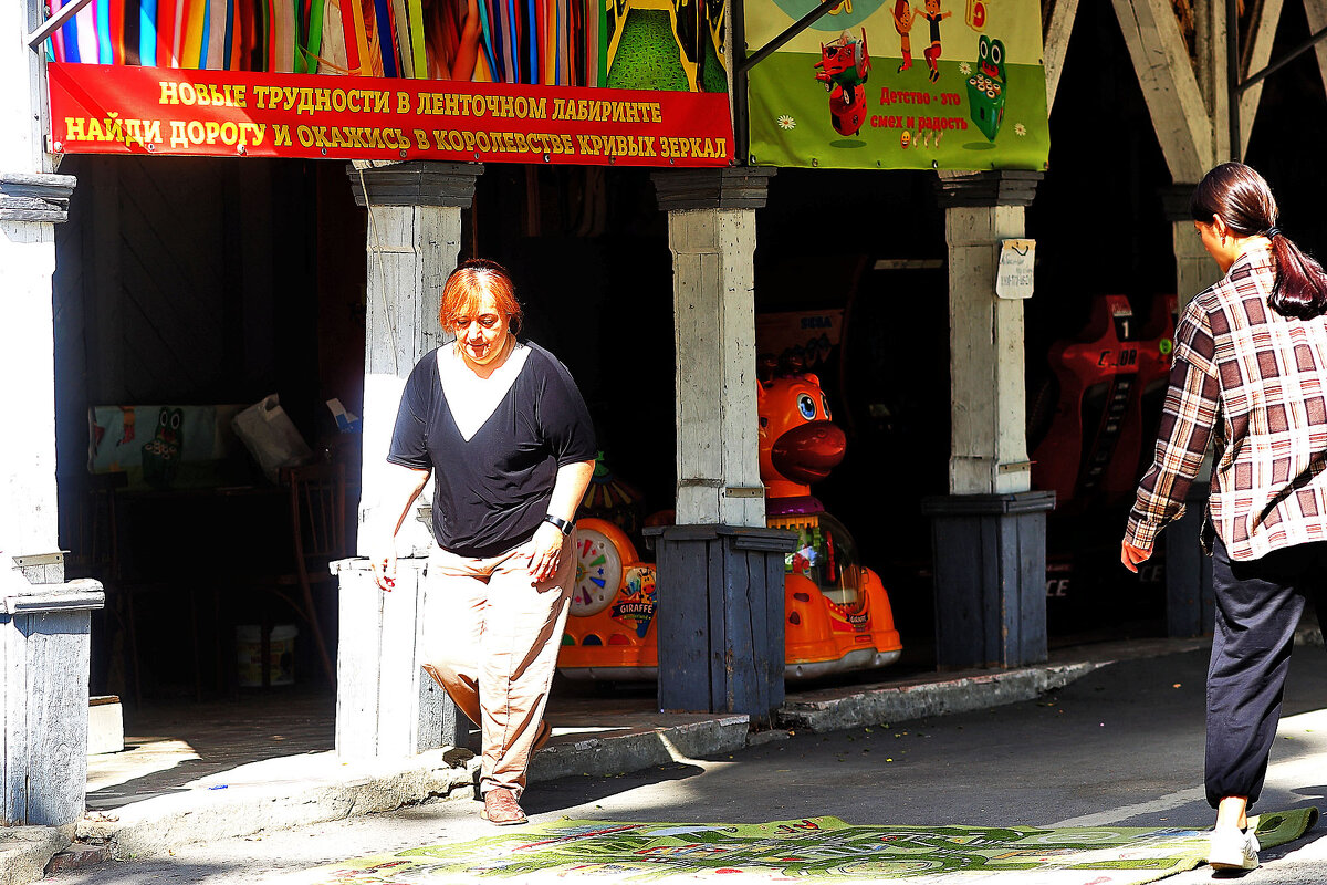 Оля, не топчись! - Юрий Гайворонскiий
