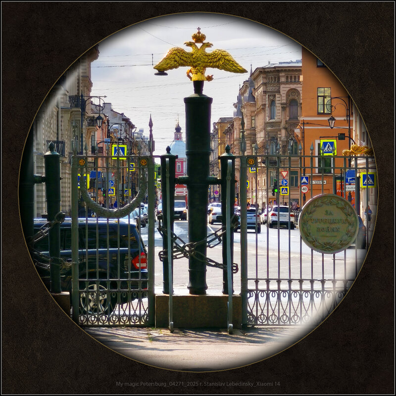 My magic Petersburg_04271_Ворота Преображенского собора - Станислав Лебединский