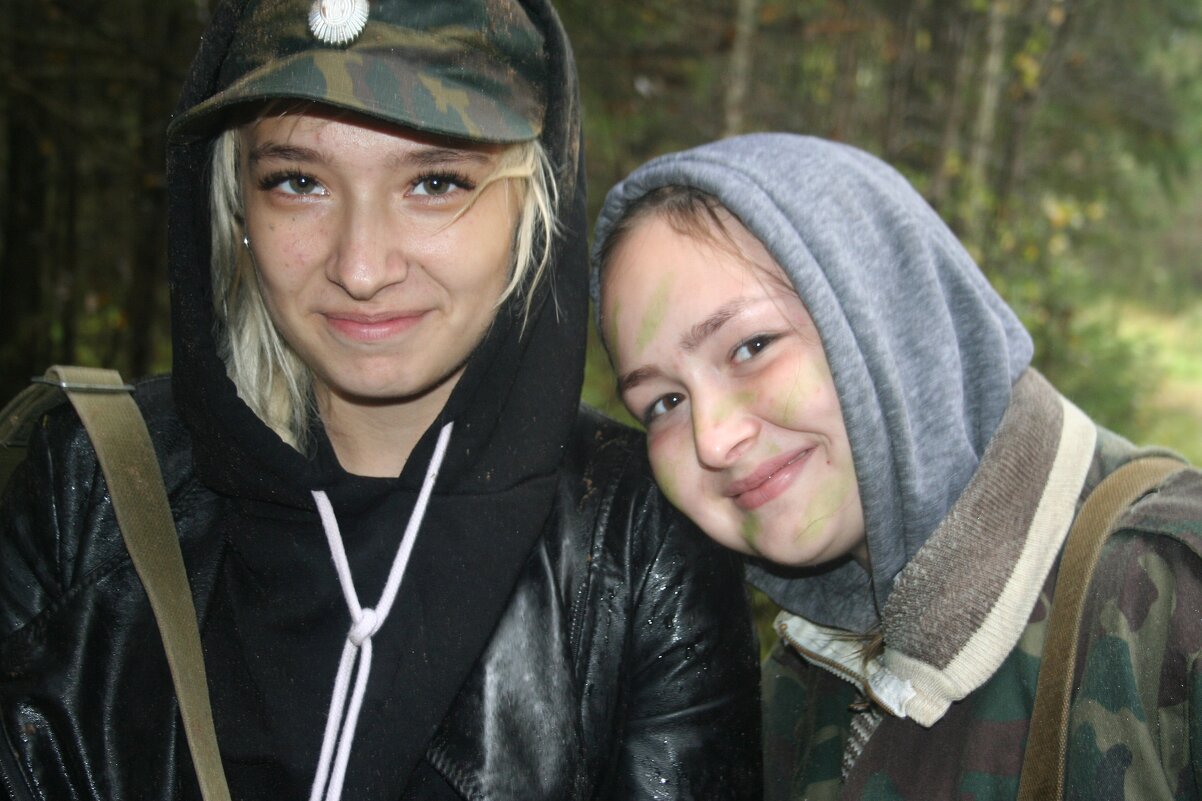 Девчонки-курсанты... - Михаил Ковалев