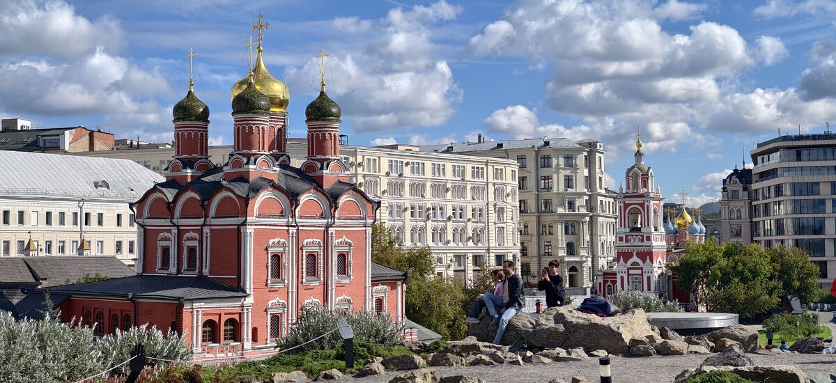 В парке Зарядье - <<< Наташа >>> В парке Зарядье - <<< Наташа >>>