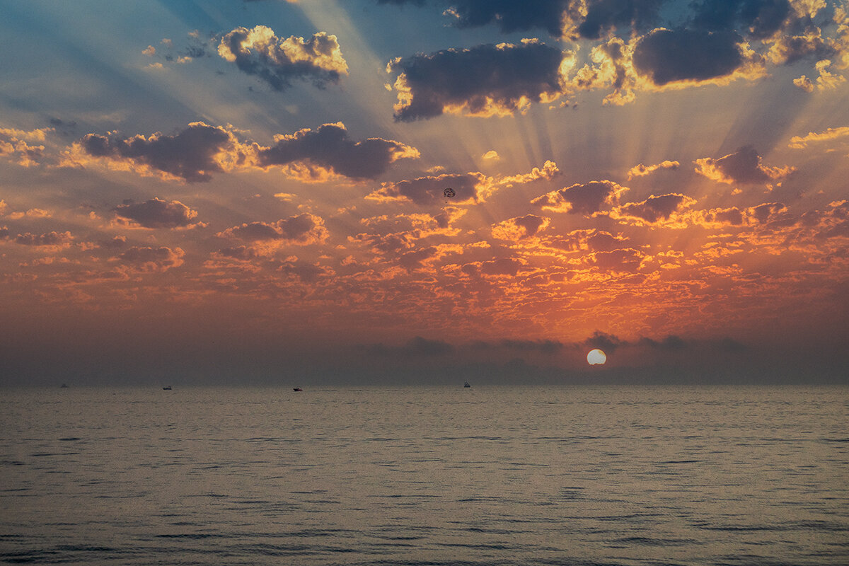 Закат в Черном море - Игорь Сикорский Закат в Черном море - Игорь Сикорский