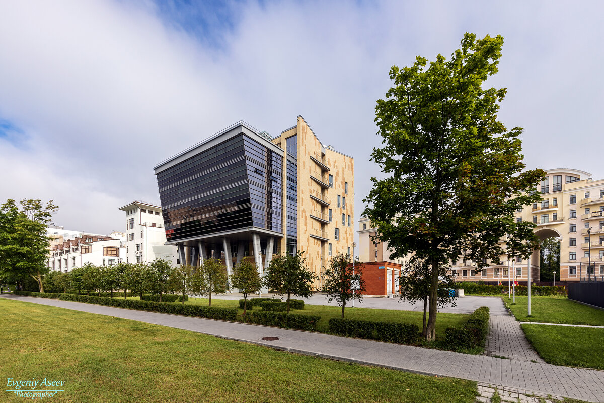 Архитектурные изыски Крестовского острова - Евгений Архитектурные изыски Крестовского острова - Евгений