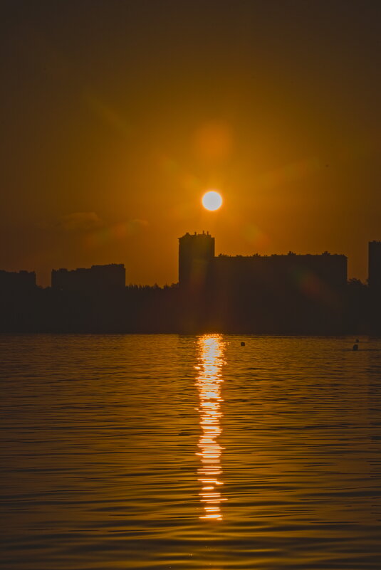 Солнце ,море и вода ... - Giant Tao /