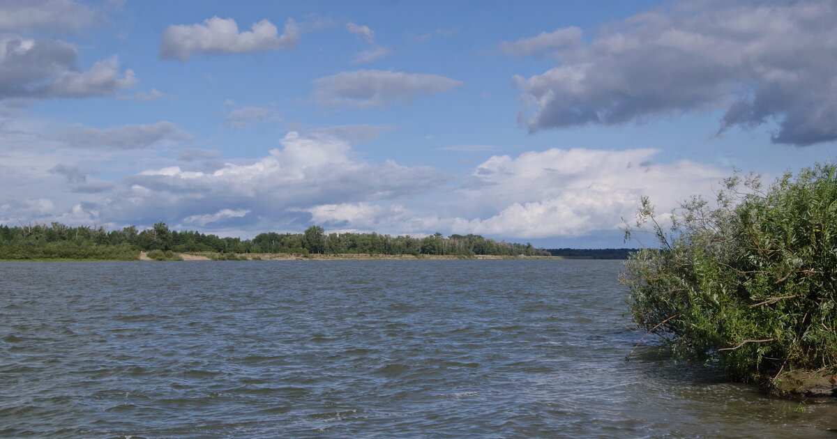 Облака над Иртышем. - сергей ермошкин