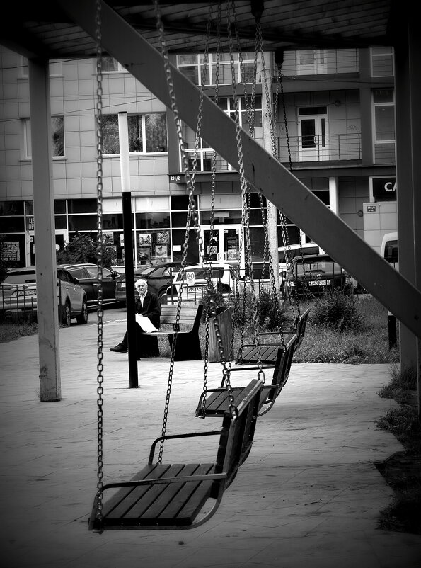 . - Алексей Неустроев