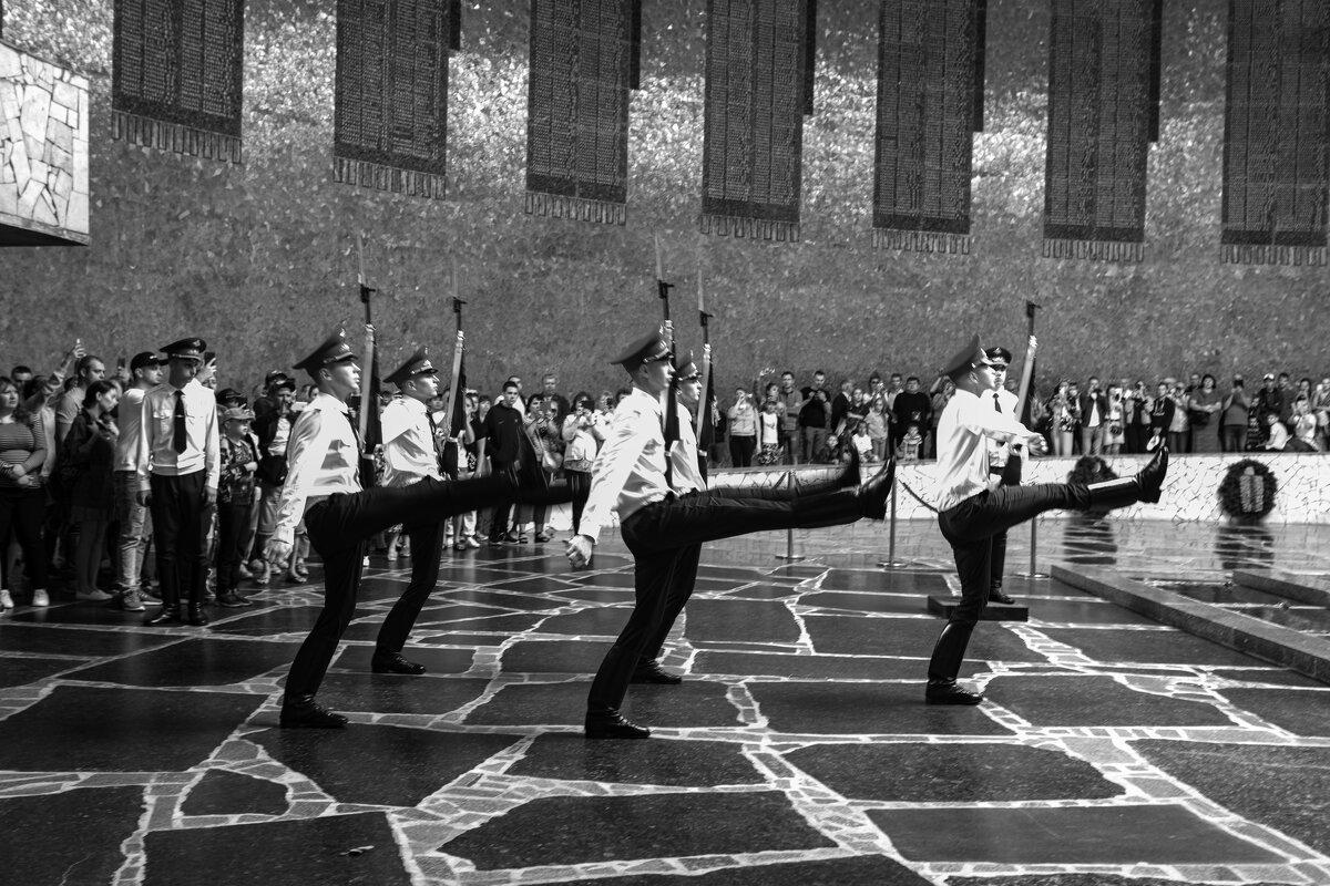 Смена караула - Александр Силинский