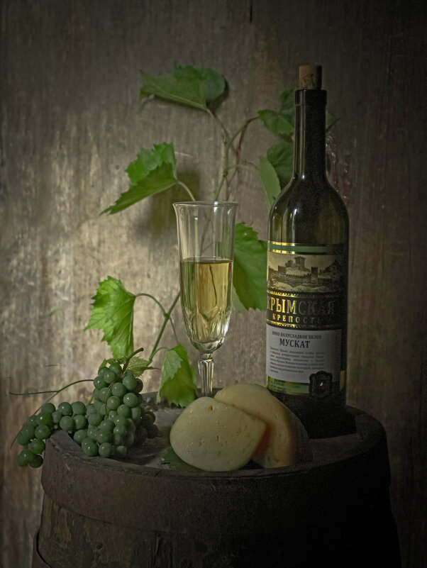 с вином и сыром... - Александра [-/