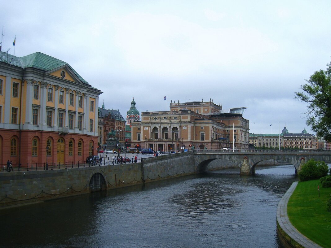 В пасмурном Стокгольме. - unix (Илья Утропов) В пасмурном Стокгольме. - unix (Илья Утропов)