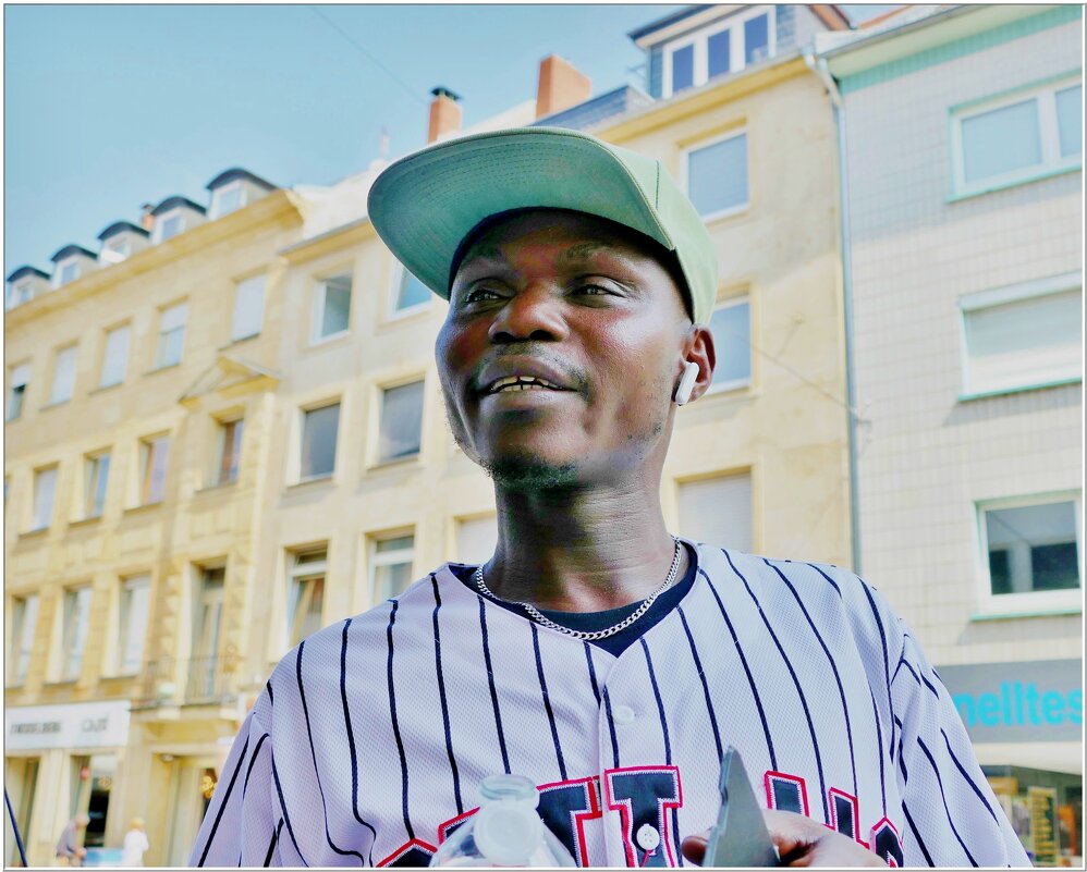 А Я ИДУ, ШАГАЮ ПО... - Elvira E. 