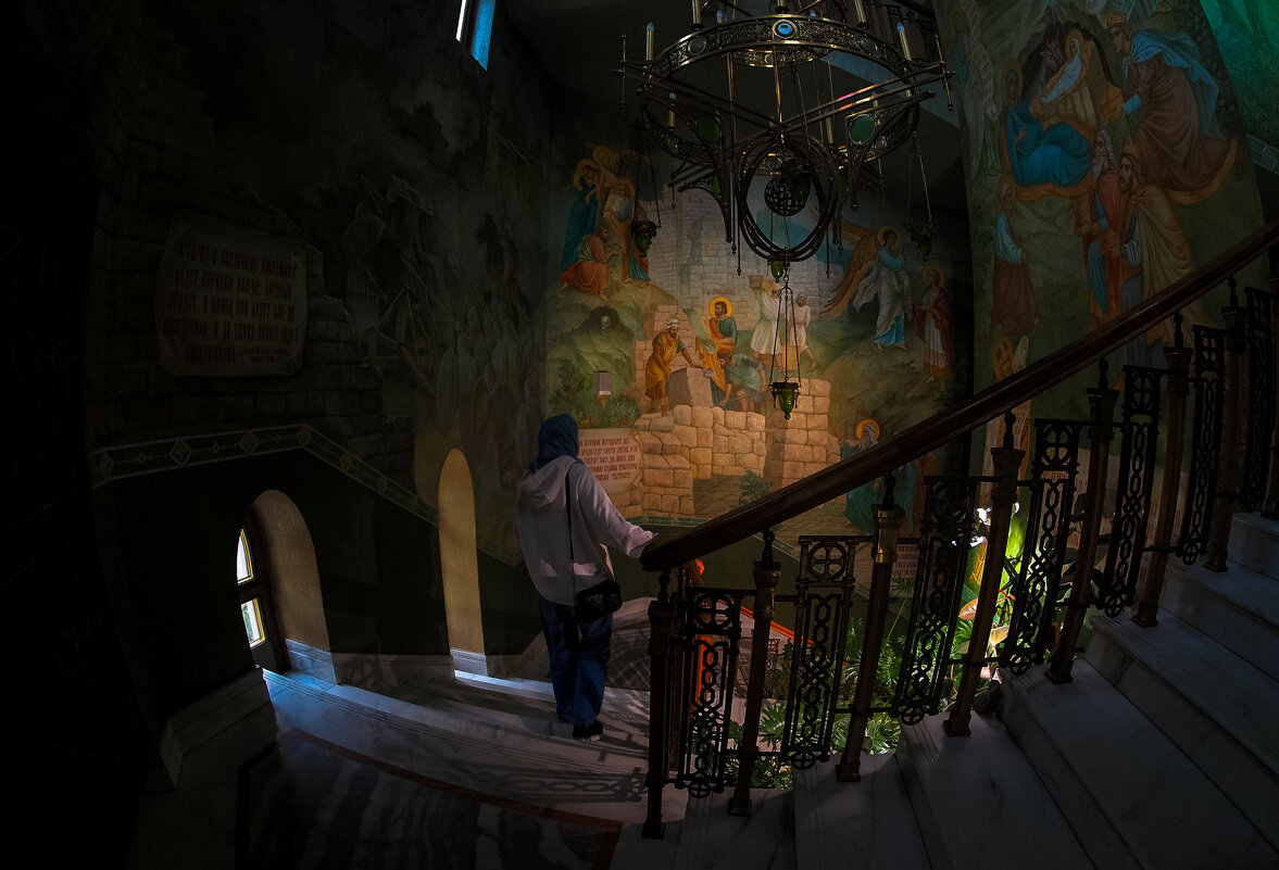 В Церкви Новомученников - юрий поляков