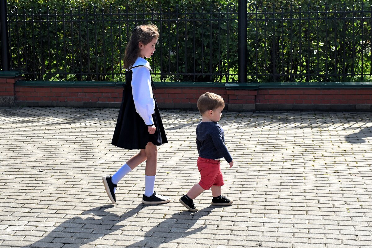 Сестрёнка нашлась, срочно домой. - Татьяна Помогалова Сестрёнка нашлась, срочно домой. - Татьяна Помогалова