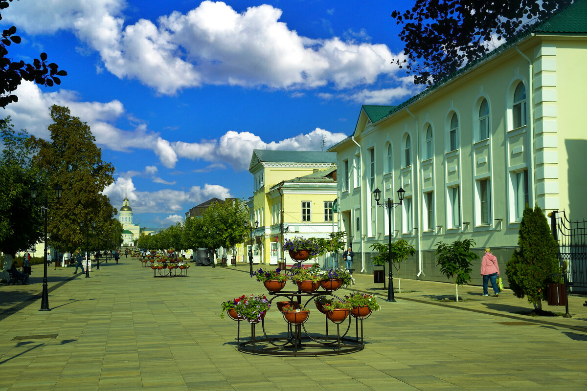 Пешеходная зона в городе Вольске. - Анатолий Уткин