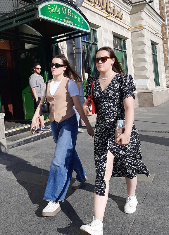 *** - Владимир Захаров