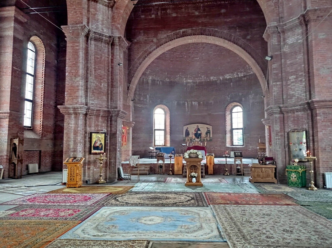 Со временем станет красивая церковь! - Александр Чеботарь Со временем станет красивая церковь! - Александр Чеботарь