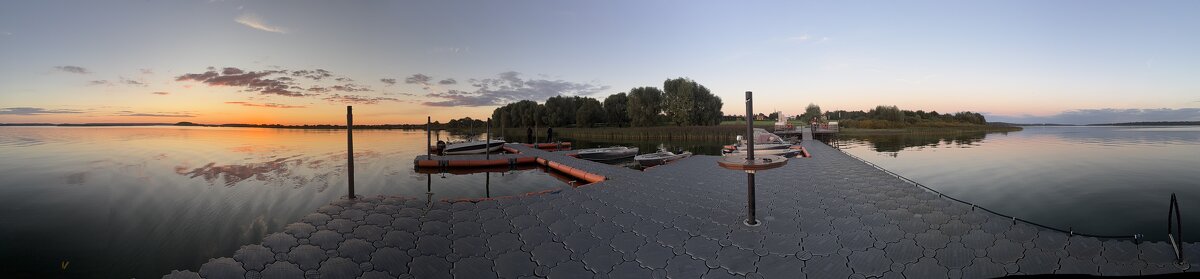 «.. и тихо вечер ‘догорал’…» - Арина Невская