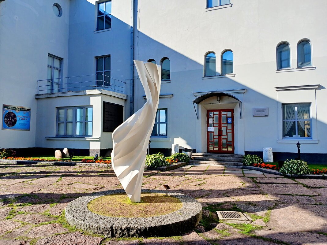 Бастион Панцерлакс. Музей и школа искусств. - Лия ☼