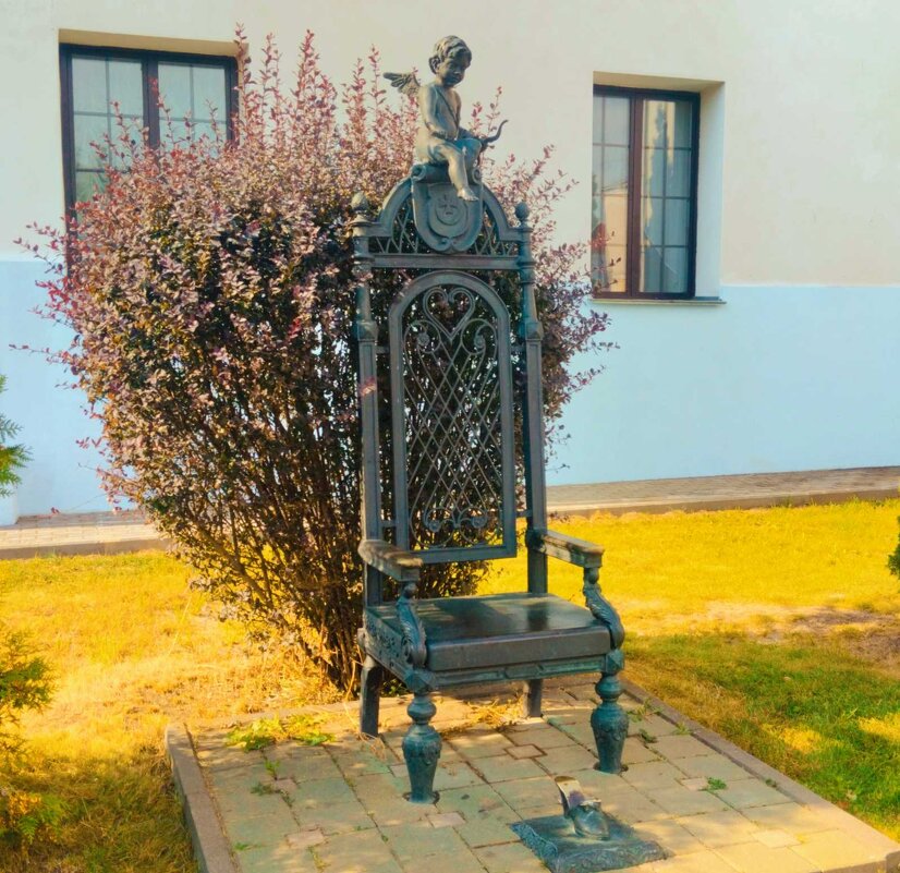 Орша. ЗАГС. Трон и туфелька Золушки. - Галина Бобкина