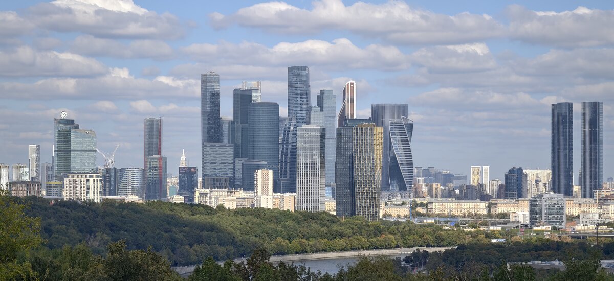Небоскребы Москва-Сити с Воробьевых гор - <<< Наташа >>>