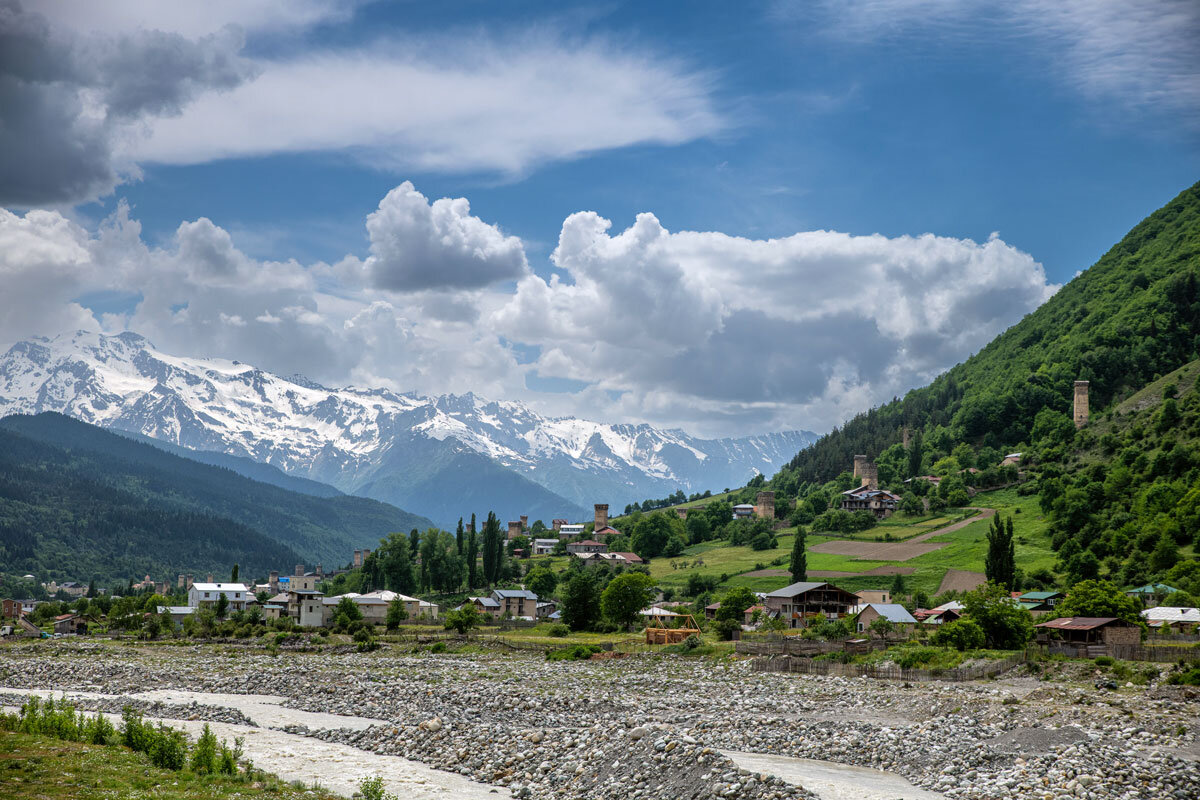 Горная Сванетия - г. Местия со своими Сванскими башнями, Грузия - Дина Евсеева