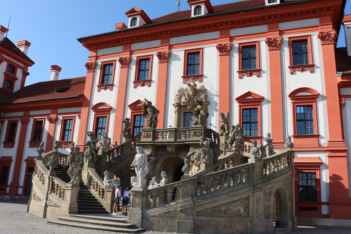 лепные украшения лестницы (Летний дворец Троя) - Светлана Баталий