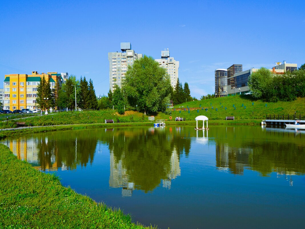 Чебоксары. Западный берег озера Счастья этно-парка "Амазония". - Пётр Чернега