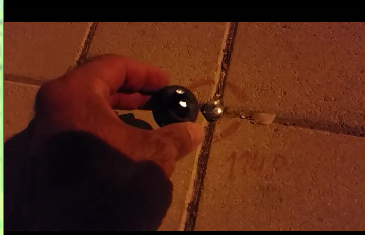 113 (82) - CLOSE WAYS ALL