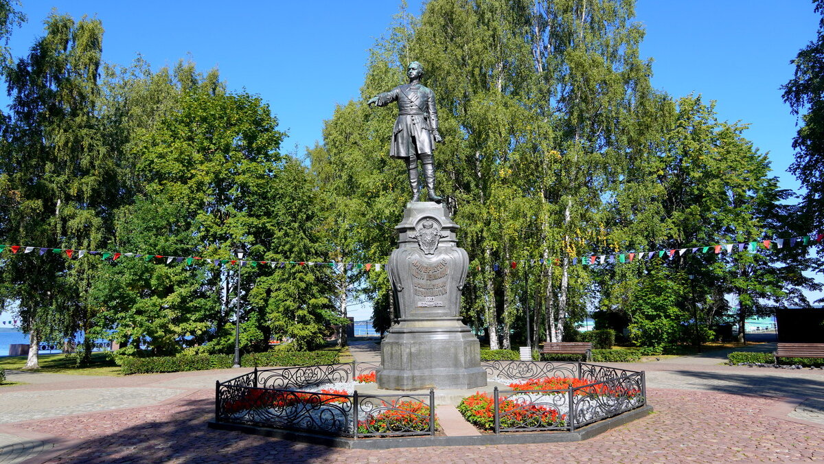 Петрозаводск-памятник Петру 1. - Alex 711402