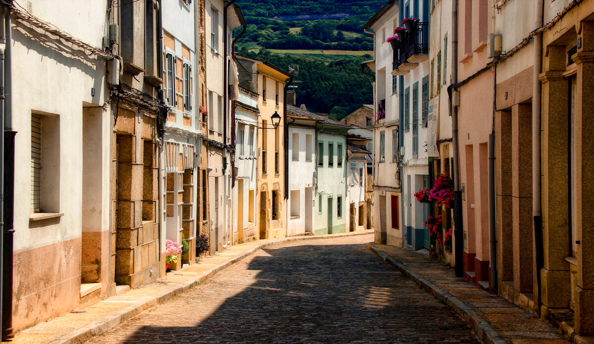 Улочки - Лилия .