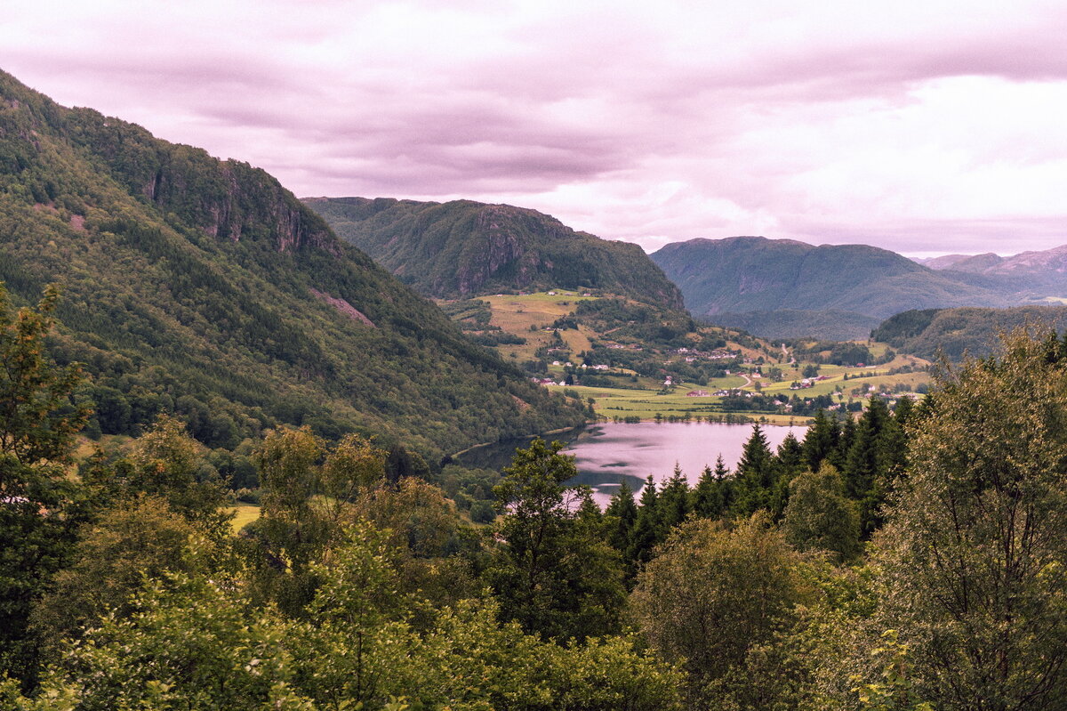 Озеро в горах - Roman Ilnytskyi