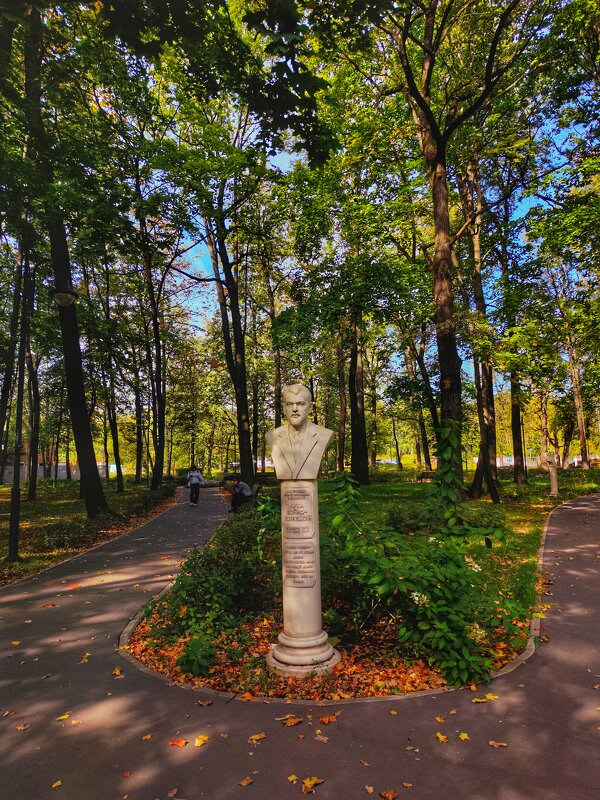 **** - Алексей Архипов