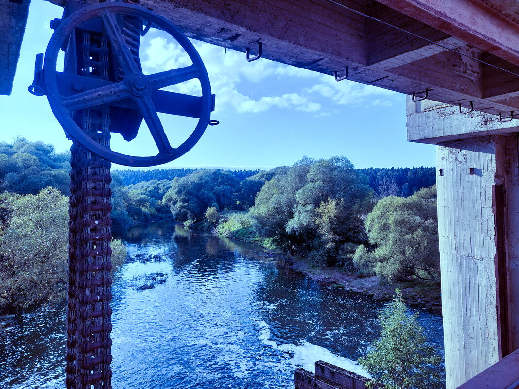 заброшенная плотина,Обнинск,р.Протва - Артём 