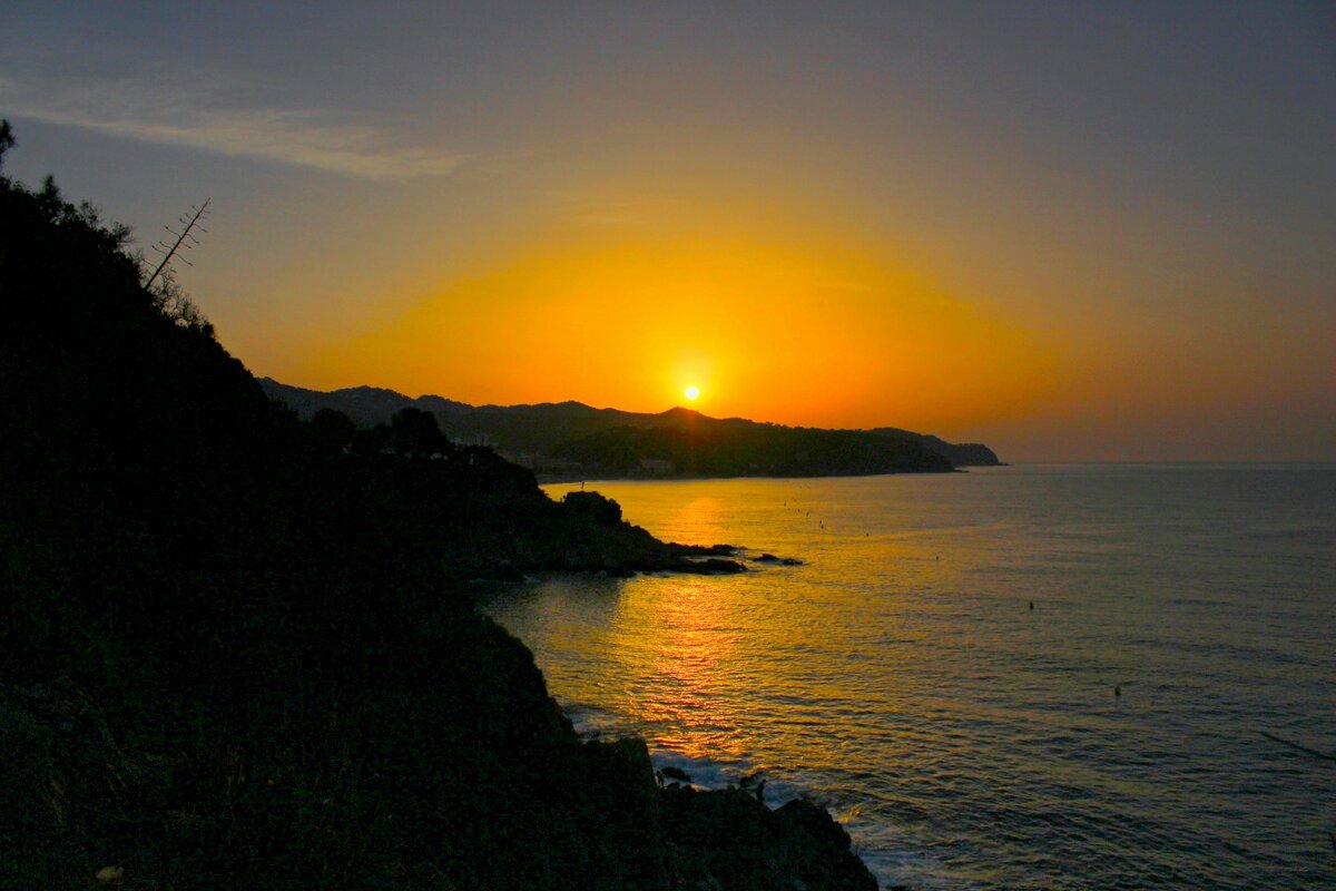 Солнце встаёт - Юрий. Шмаков