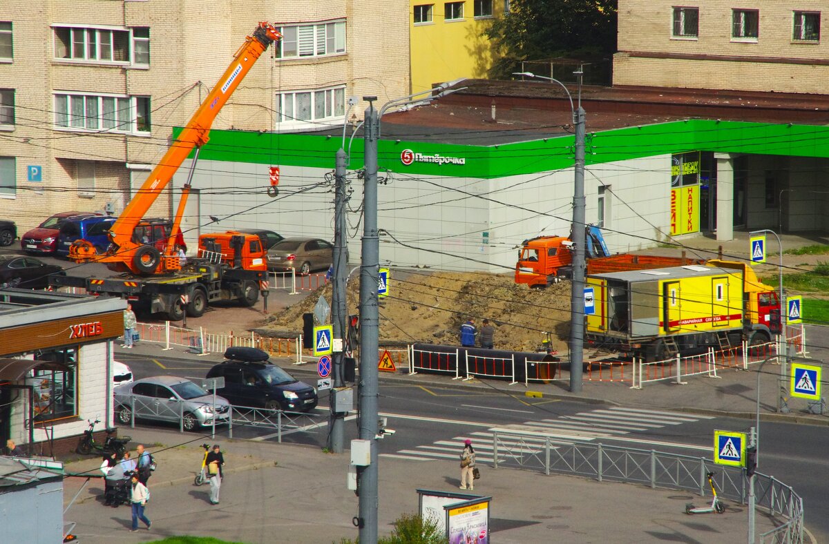 Будни Купчино... осень... - Юрий Куликов Будни Купчино... осень... - Юрий Куликов