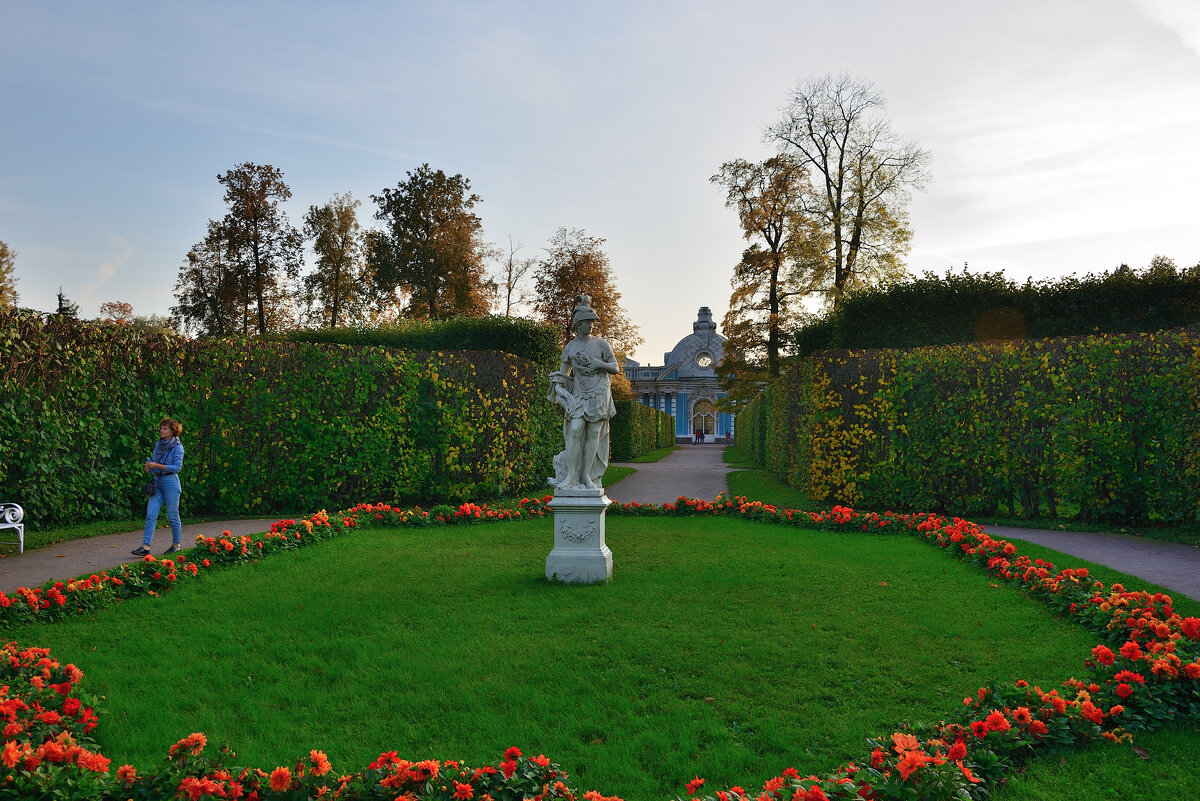 *** - Александр Хаецкий