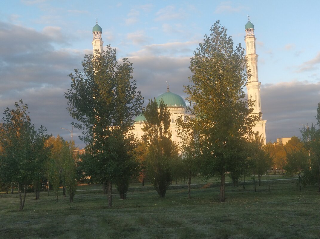 Наступает новый день - Андрей Хлопонин