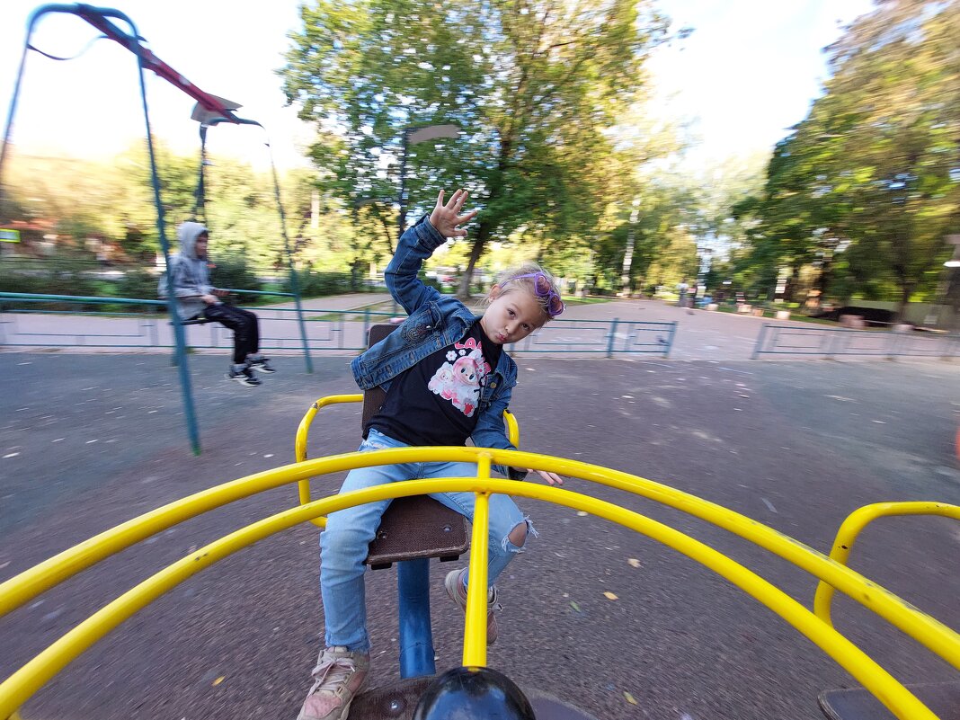 центробежная сила - Артём 