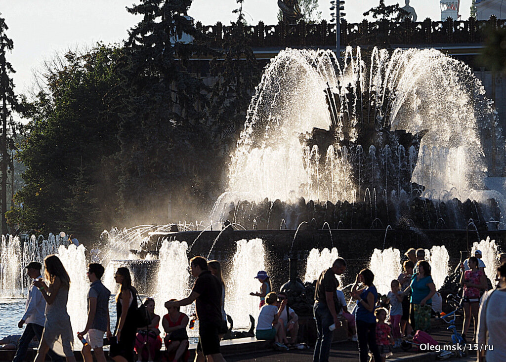 фонтаны в городе - Олег Лукьянов