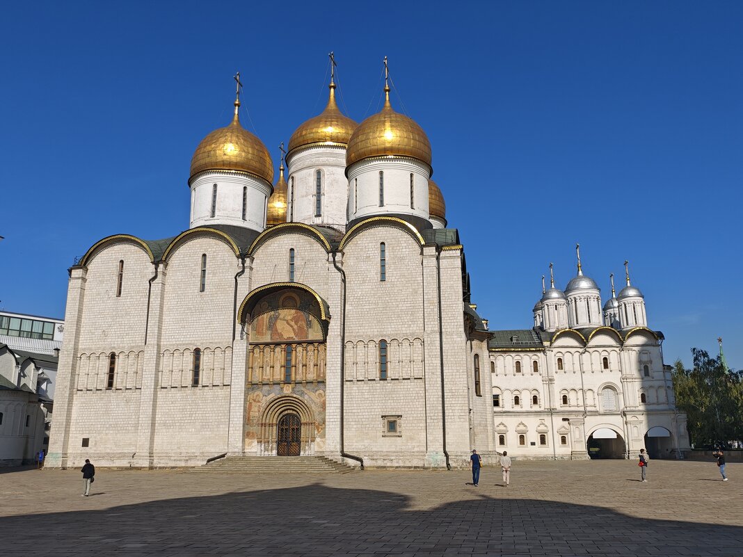 Успенский собор - <<< Наташа >>>