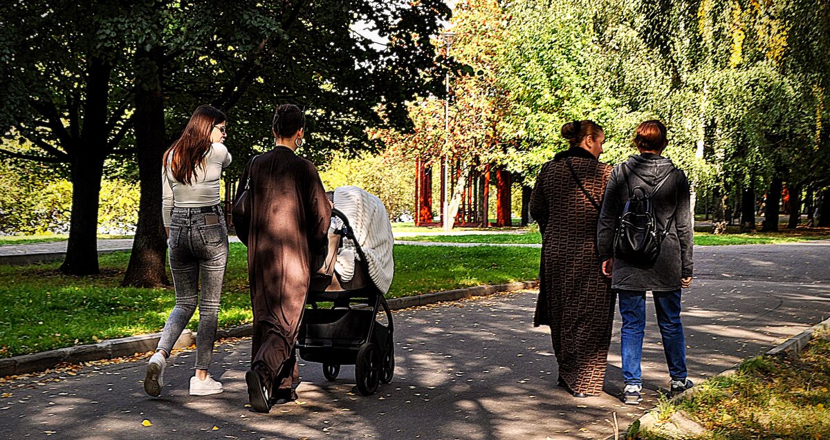 Новая мода ? И они незнакомы,,,) - Анатолий Колосов Новая мода ? И они незнакомы,,,) - Анатолий Колосов