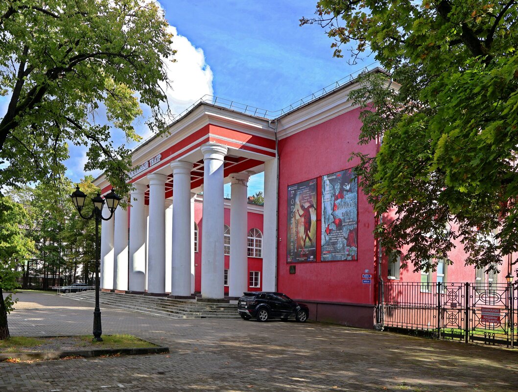 Музыкальный театр - Сергей Карачин