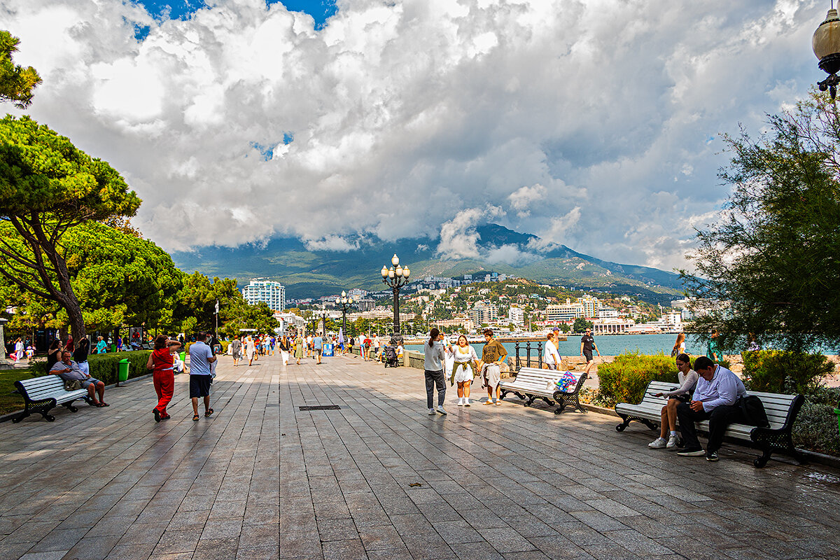 Набережная - Юрий Яловенко Набережная - Юрий Яловенко