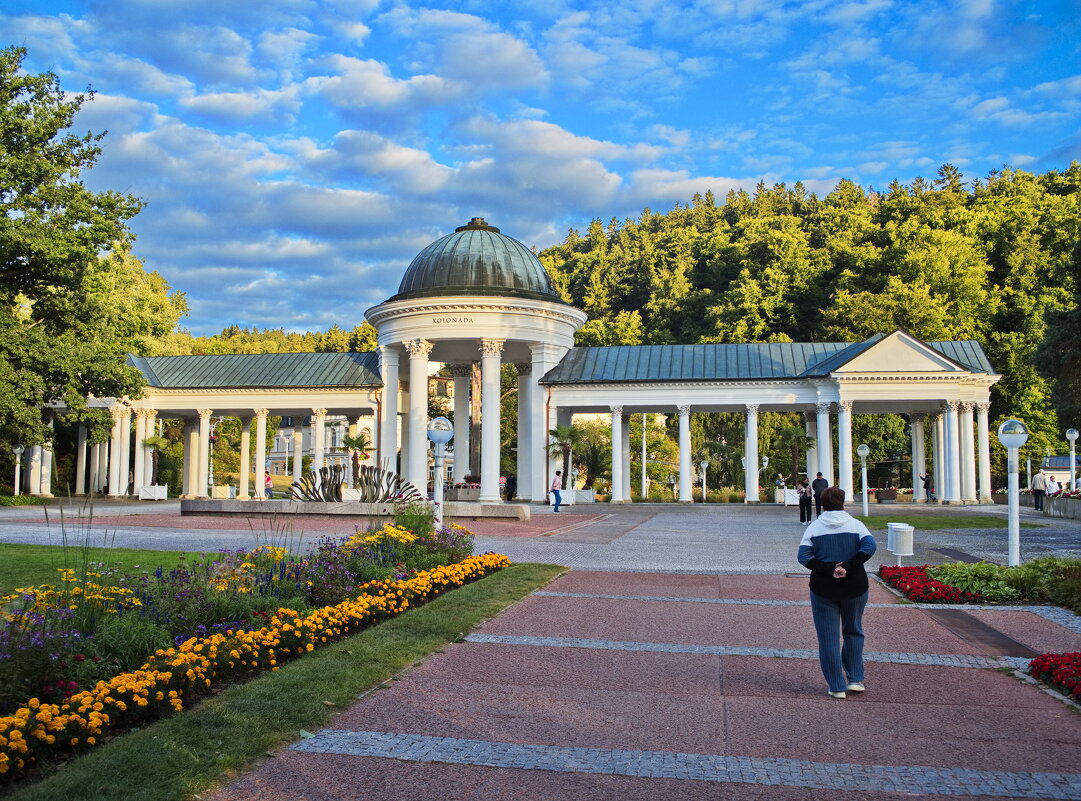 *** - Witalij Löwin