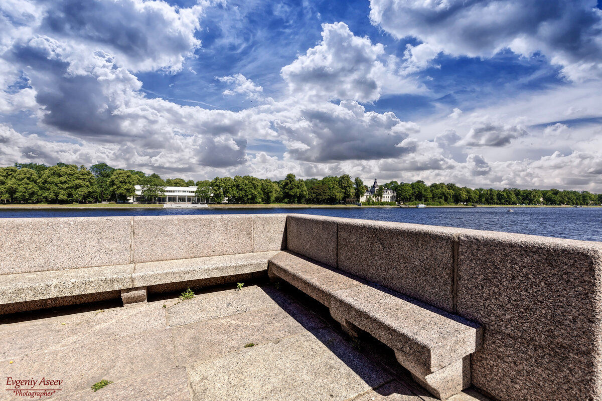А в городе лето - Евгений 