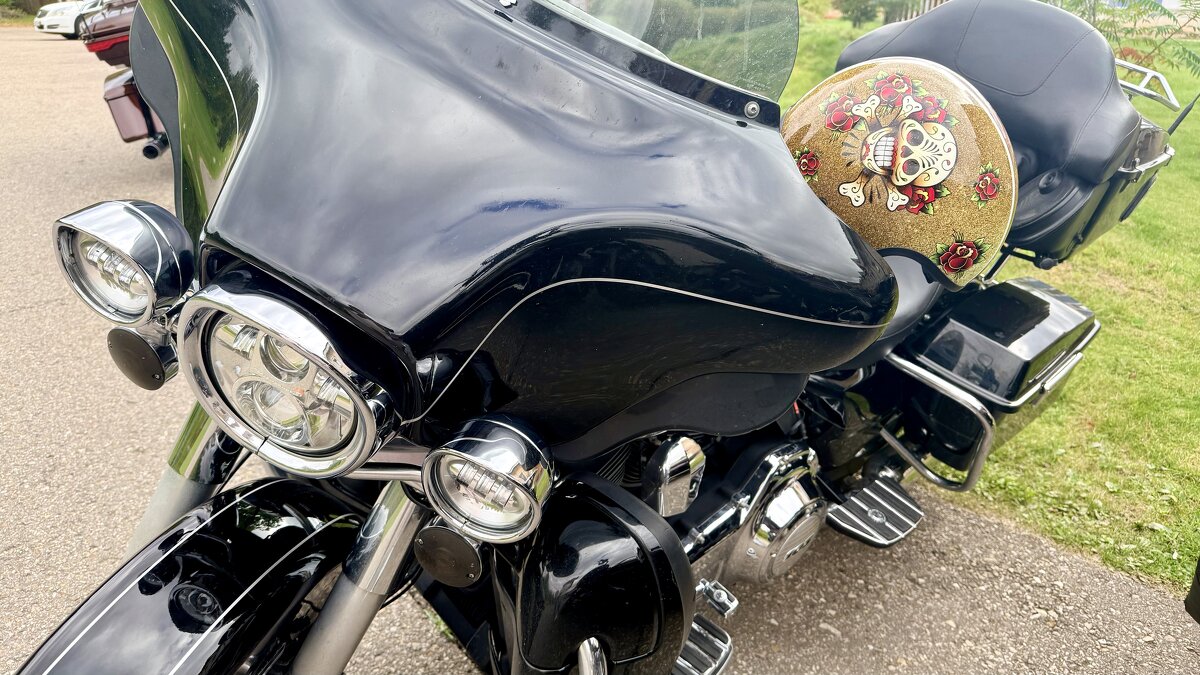 «Опять скрипит потертое седло…» - Арина Невская