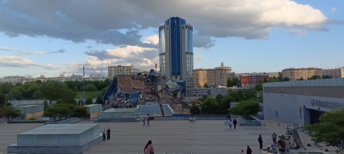 пешеходный мост Багратион.....комплекса Москва-сити - Галина R... пешеходный мост Багратион.....комплекса Москва-сити - Галина R...