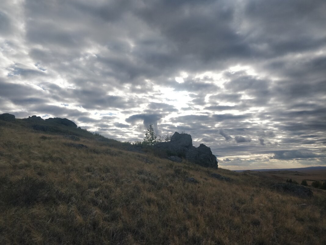 В горах - Андрей Хлопонин