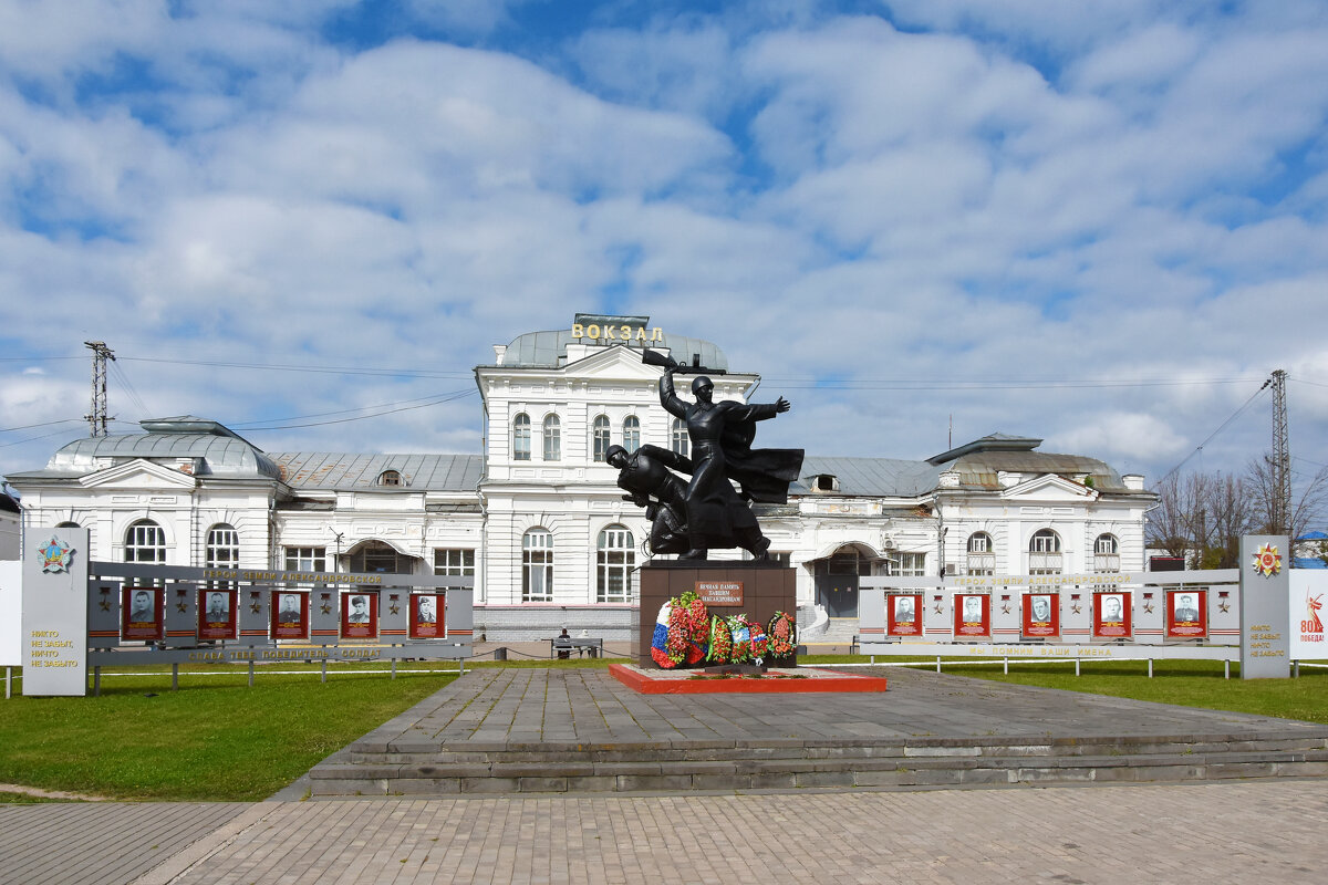 Владимирская область. Город Александров. Комсомольская площадь. - Наташа *****