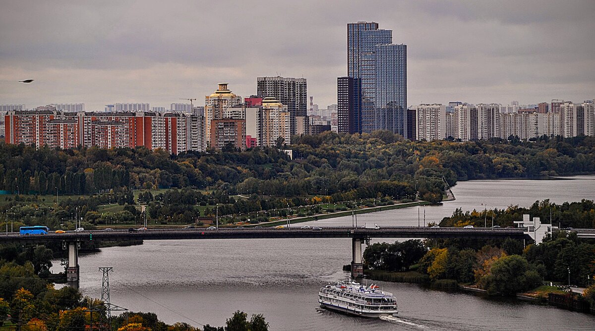 Теплоход Бородино - Анатолий Колосов Теплоход Бородино - Анатолий Колосов