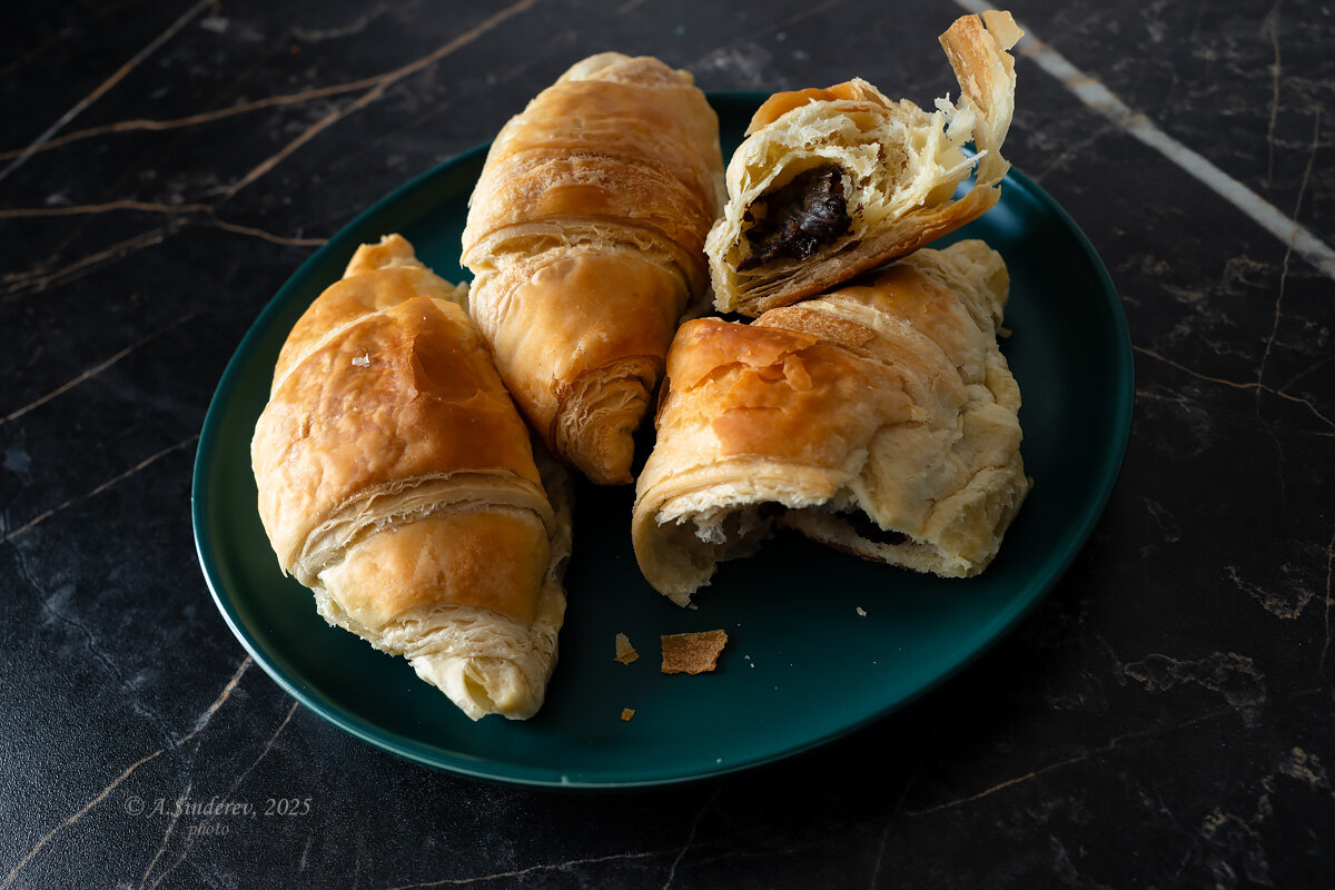 Круассаны с начинкой - Александр Синдерёв