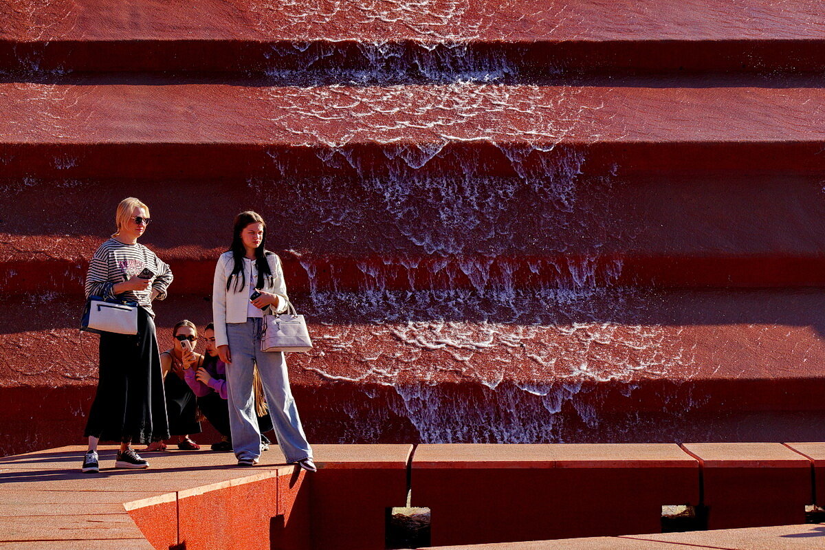 В парке Галицкого... - Николай Саржанов